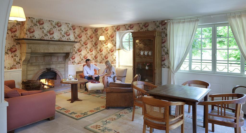 Maison D'Hotes L'Escale Bains-les-Bains Ngoại thất bức ảnh
