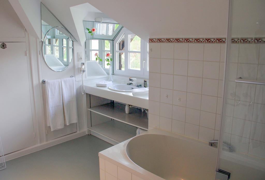 Maison D'Hotes L'Escale Bains-les-Bains Ngoại thất bức ảnh