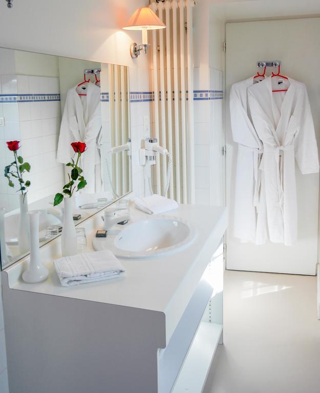 Maison D'Hotes L'Escale Bains-les-Bains Ngoại thất bức ảnh